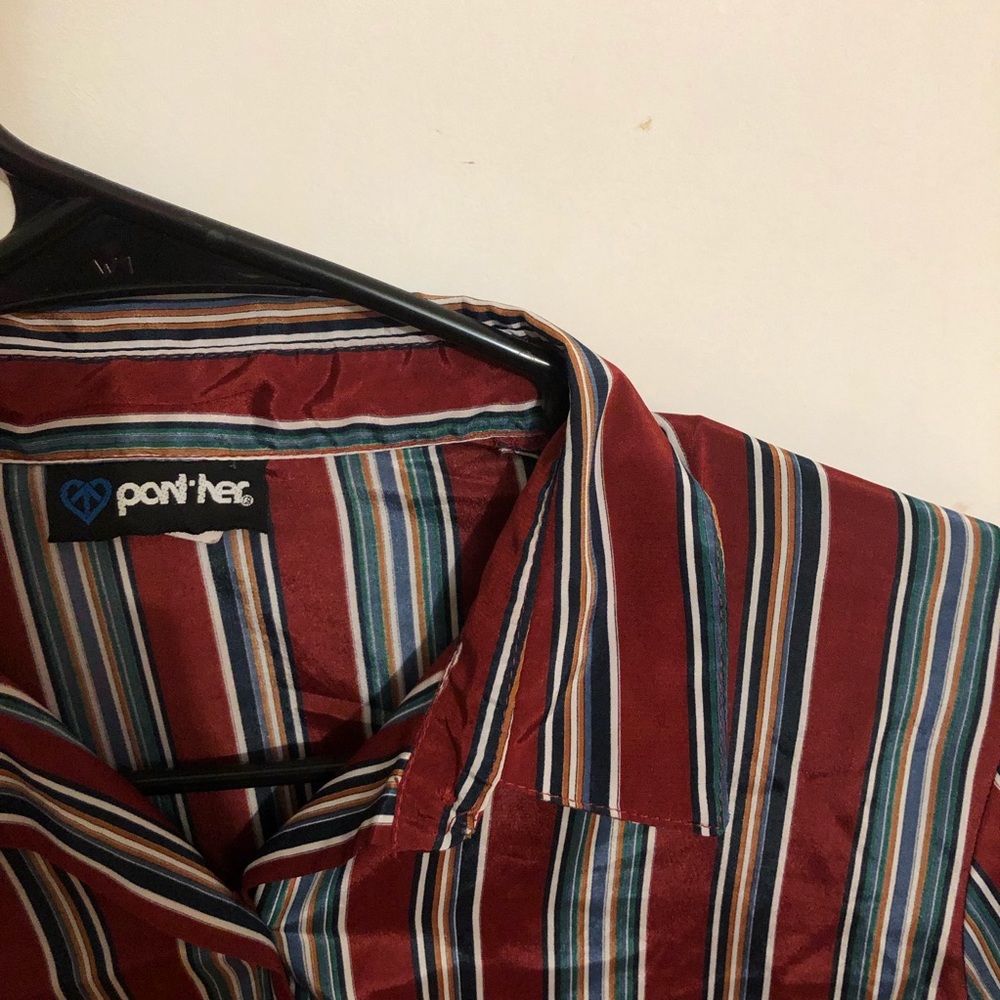 Colorful Red & Blue Button Up - Picture 2 of 3